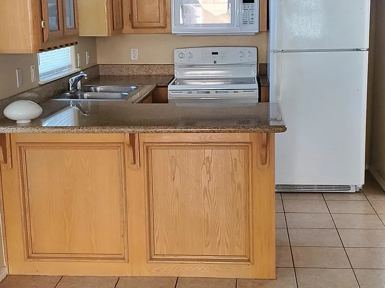 1916 Upland Dr #1 — Photo 4