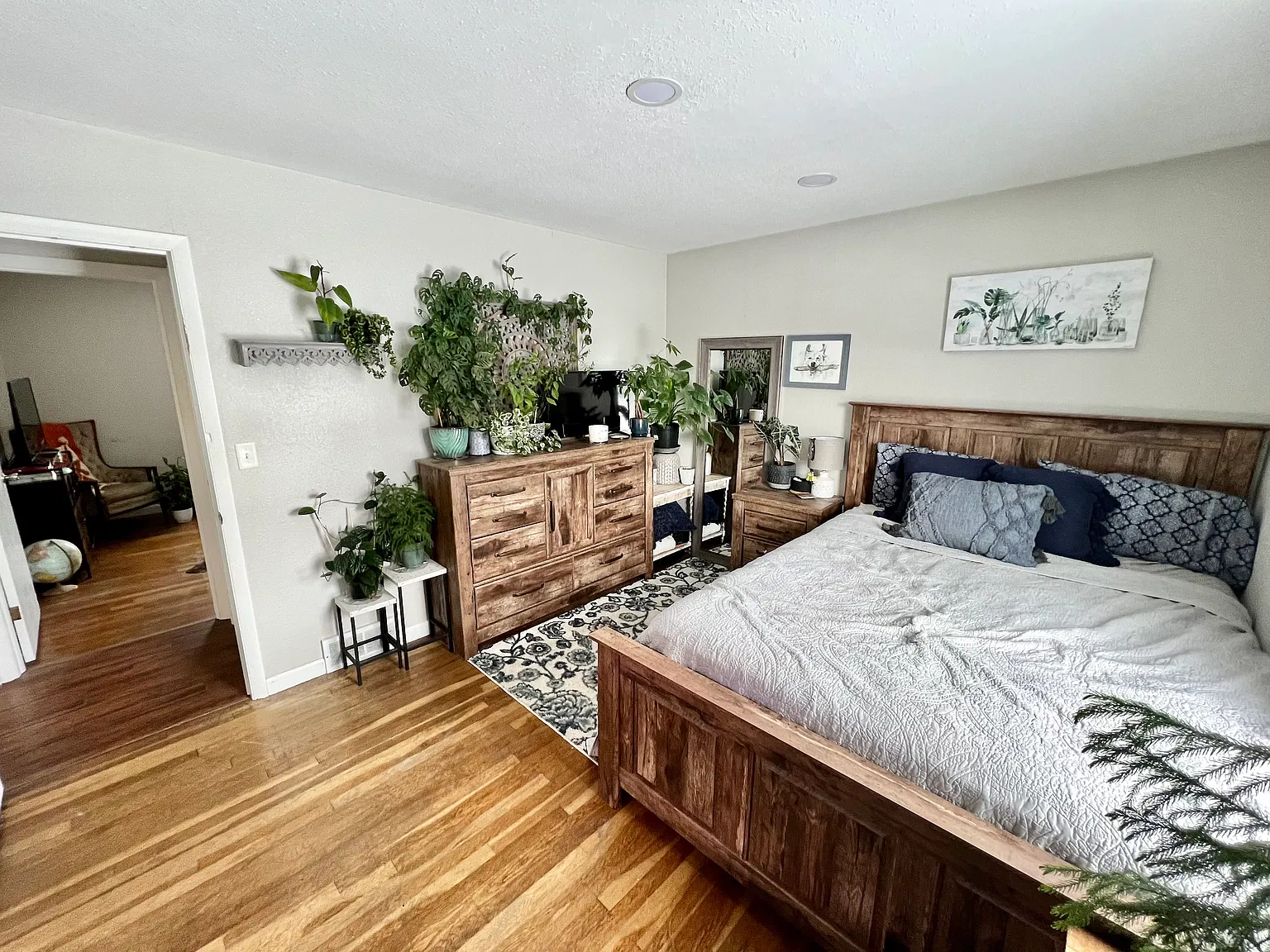 4 bed, 1144 sqft, $1,400 — Photo 4