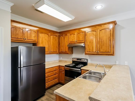 4th image of 9061 Cotton Field Cir