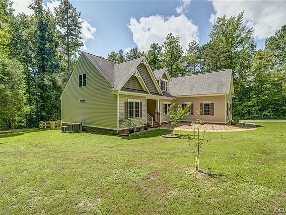 4th image of 8316 Drakes Landing Ct