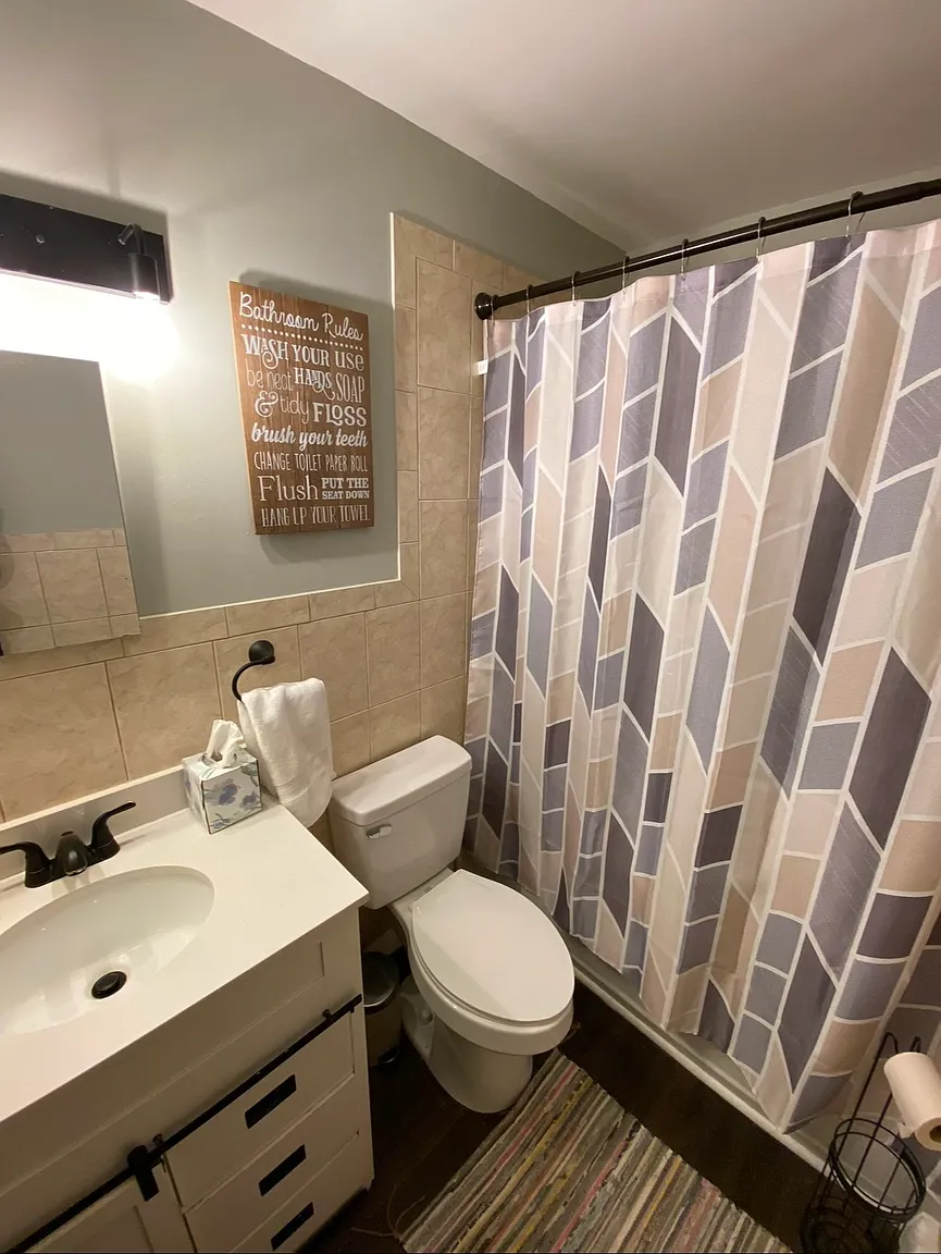 3311 Woodland Dr photo 1