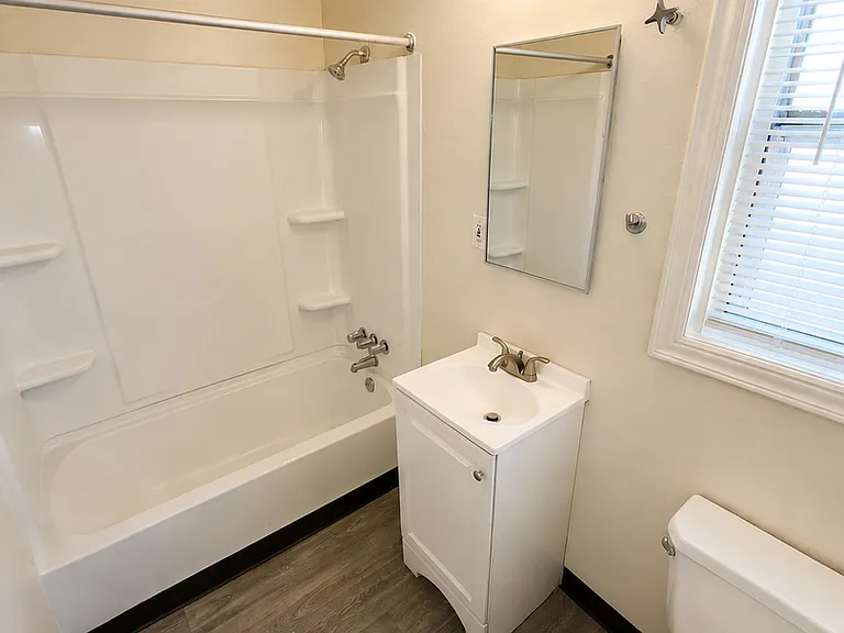 M07- 1710 Oregon — Photo 6