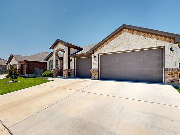 3rd image of 8206 Prescott Dr