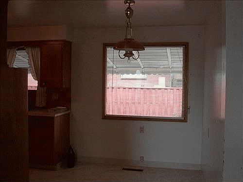 5th image of 4319 N Lidgerwood St