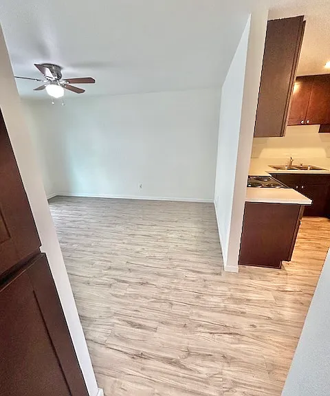 445 E St #5 — Photo 7