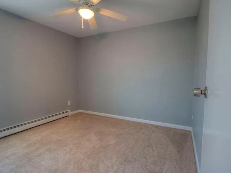 4201 Fairway Dr E #C — Photo 8