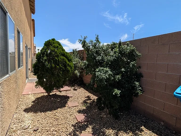 7975 Twain Harte St — Photo 39