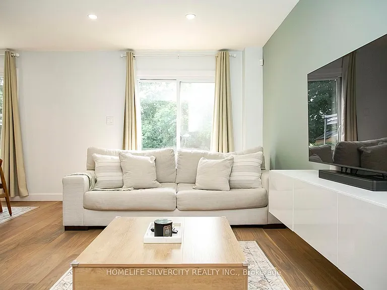21 Mitchell Ave — Photo 11