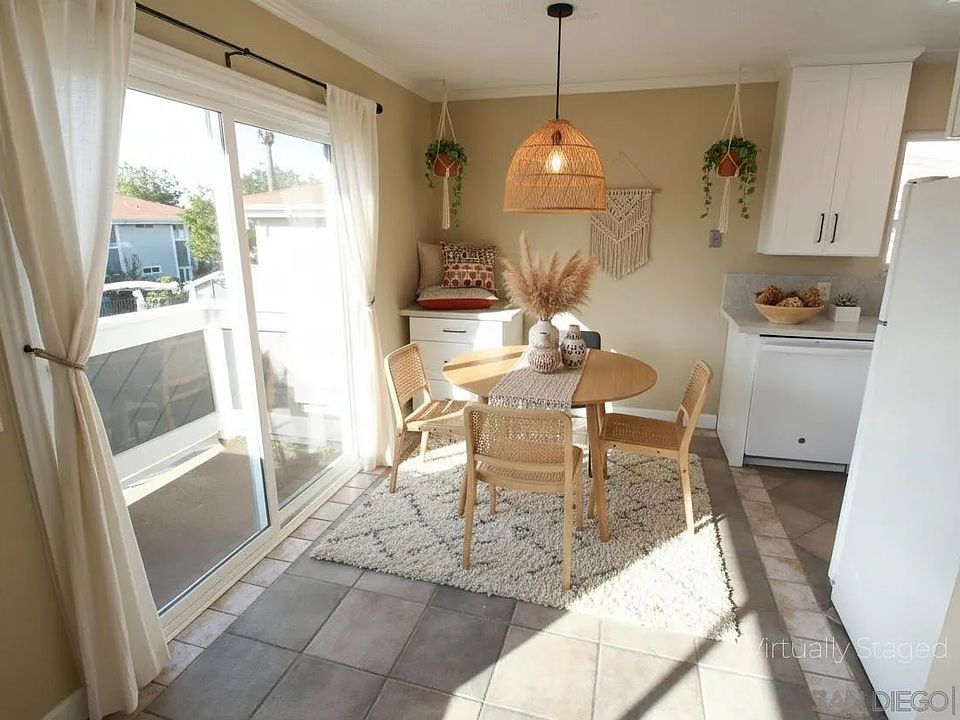 1st image of 11183 Kelowna Rd APT 36