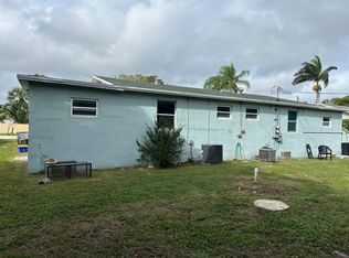 9192 Sunrise Dr, West Palm Beach, FL 33403