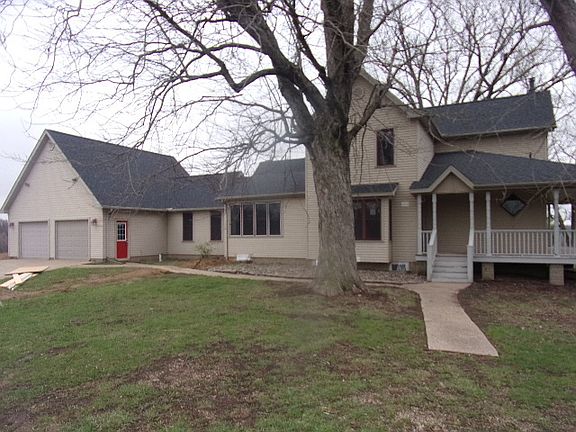 2nd image of 6227 N Andrews Ln