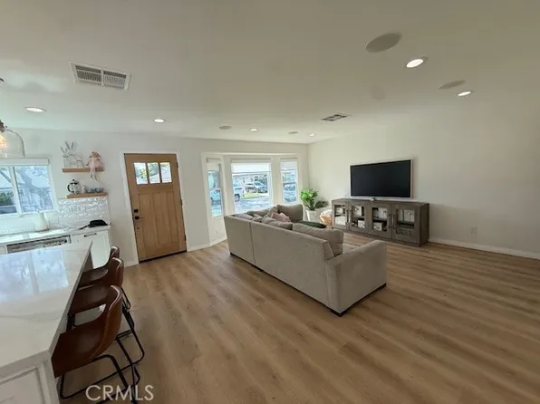 3484 Shipway Ave, Long Beach, CA 90808