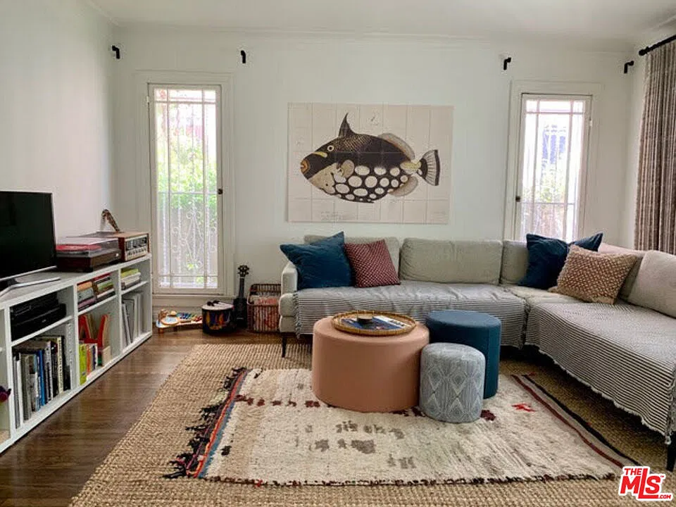 3 bed, 1.5 bath, 1416 sqft, $4,550 — Photo 3