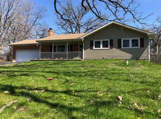 701 Saint Johns Rd, Woodstock, IL 60098