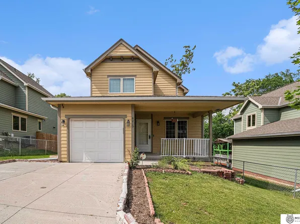 4213 Lake St, Omaha, NE 68111