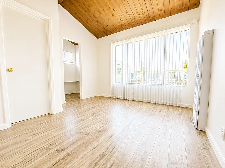 845 Bancroft Way #L — Photo 5