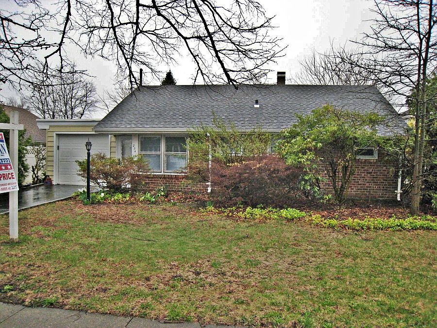 1st image of 234 Jerusalem Ave