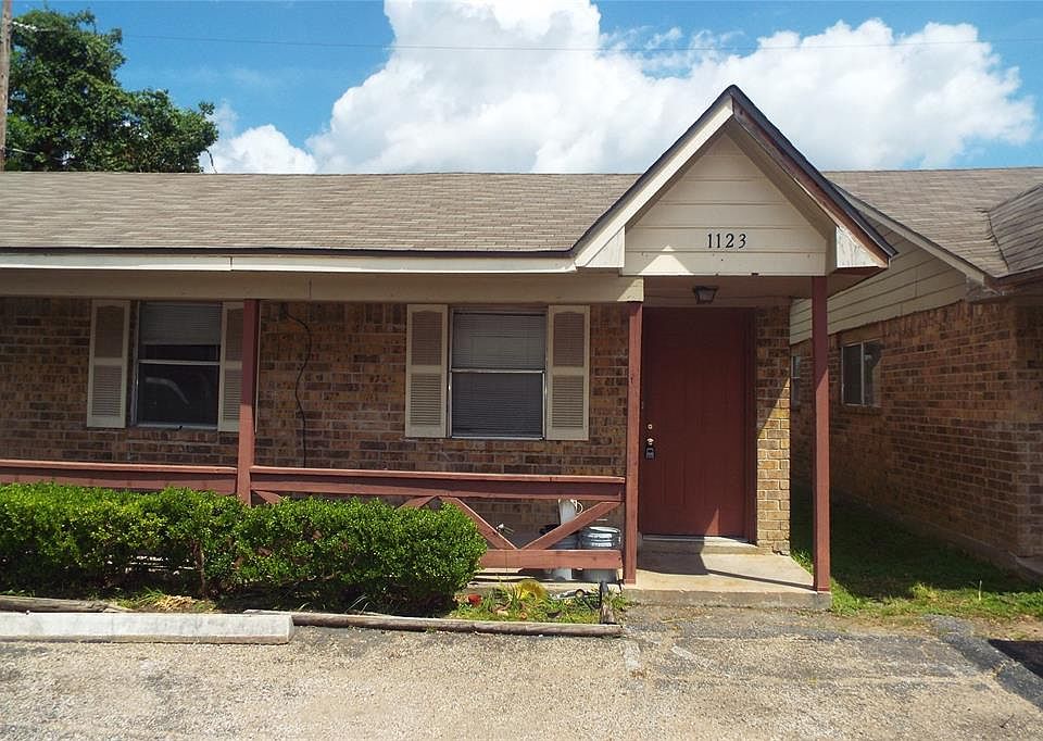 1st image of 1123 Lovett St