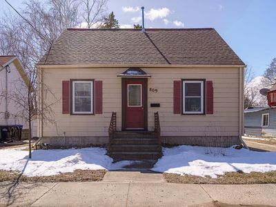 809 Quincy St, Sturgeon Bay, WI, 54235