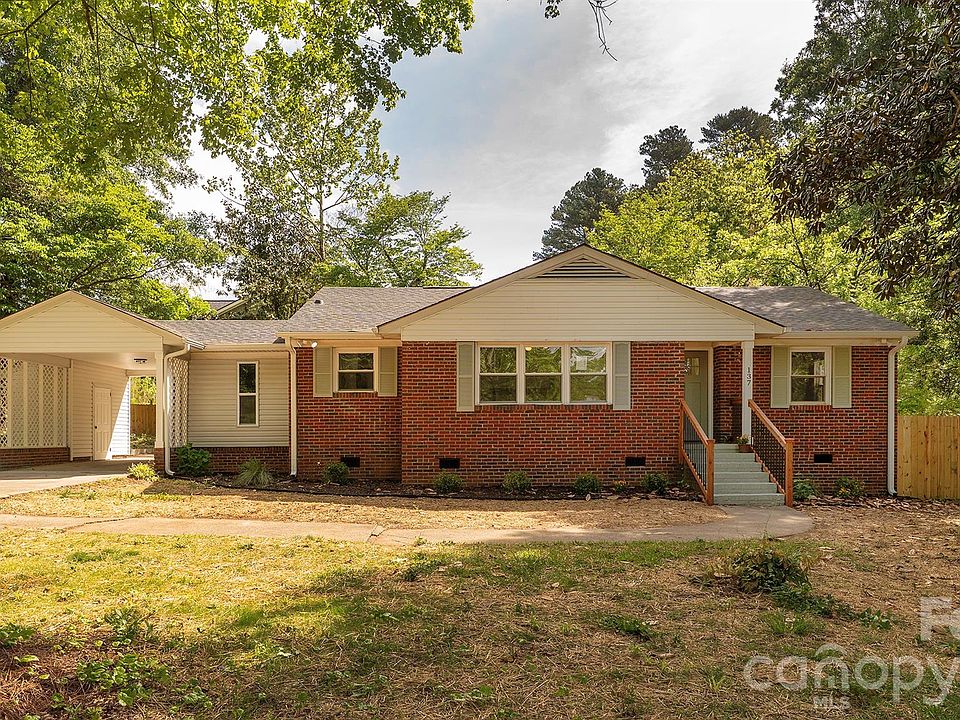 1st image of 137 Birchwood Dr