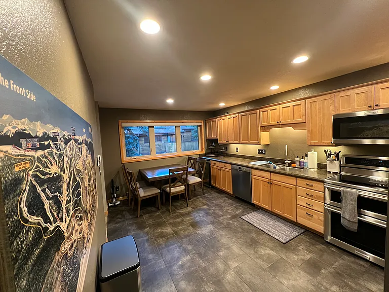 83 Larkspur Ln #B — Photo 19