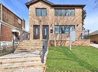 13519 62nd Ave, Flushing, NY 11367