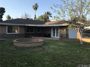 4074 Woodland Dr, Hemet, CA 92544