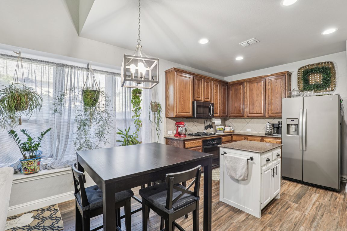 Shorecrest Dr-S2407-016.jpg