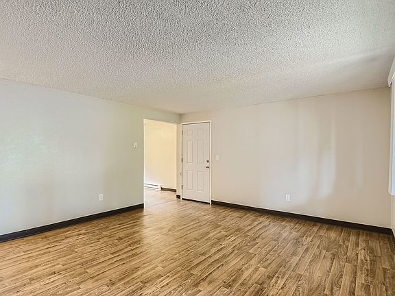 3rd image of 691 Molalla Ave #2