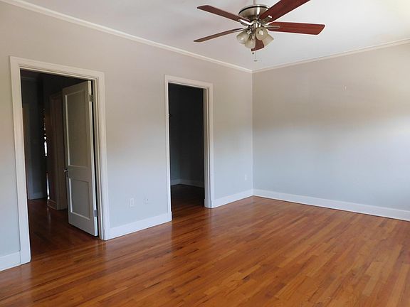 3rd image of 117 W Daisy L Gatson Bates Dr #D