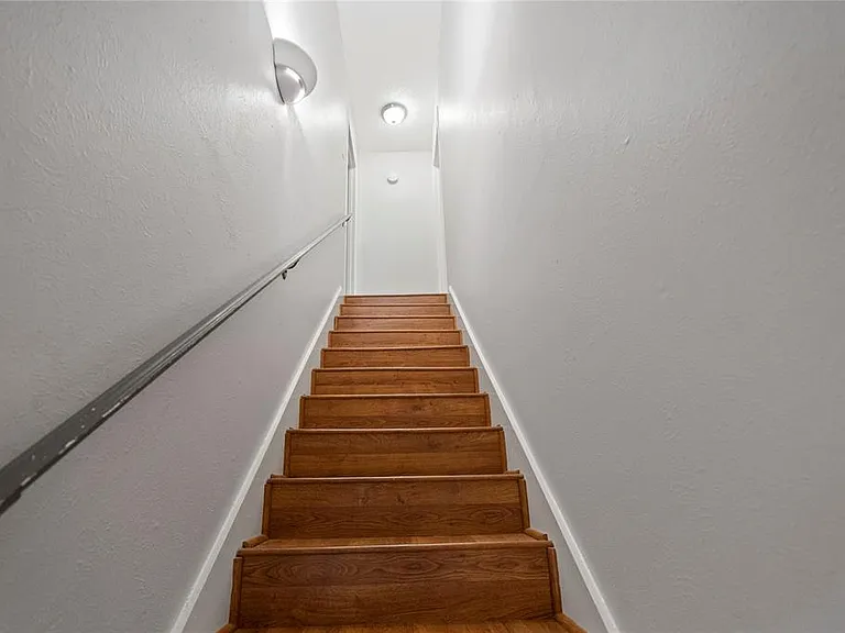 4020 Holland Ave #202 — Photo 13