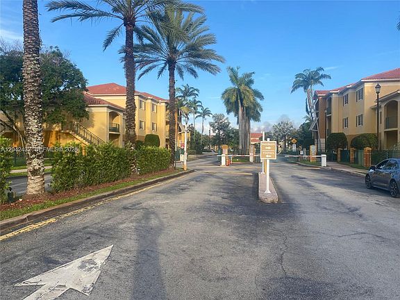 2nd image of 7210 NW 114th Ave #10615