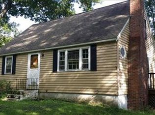 2 Downing Ct, Exeter, NH 03833