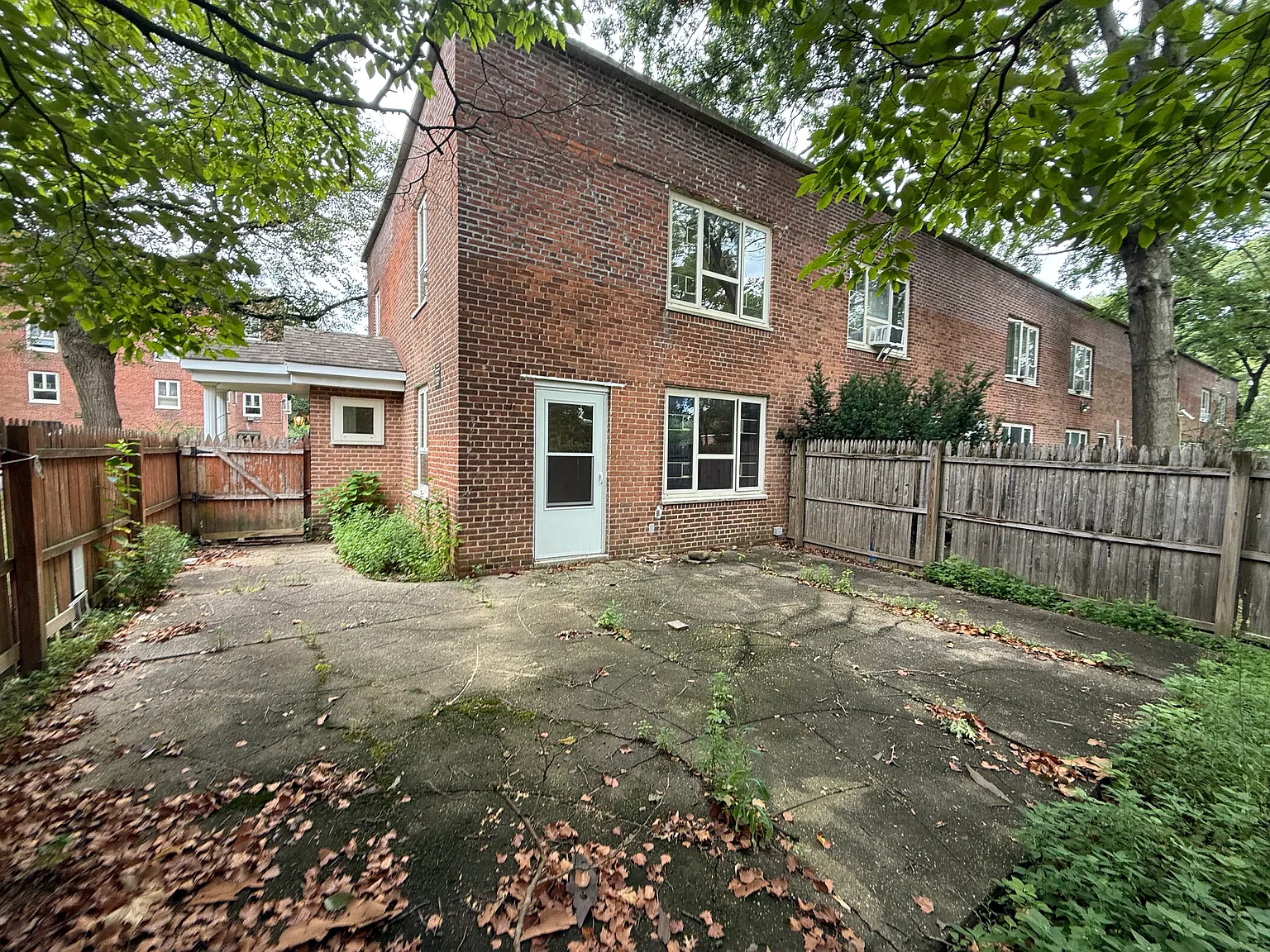 2 bed, 1100 sqft, $3,199 — Photo 3
