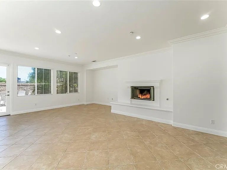 540 Boxcar Ln — Photo 10