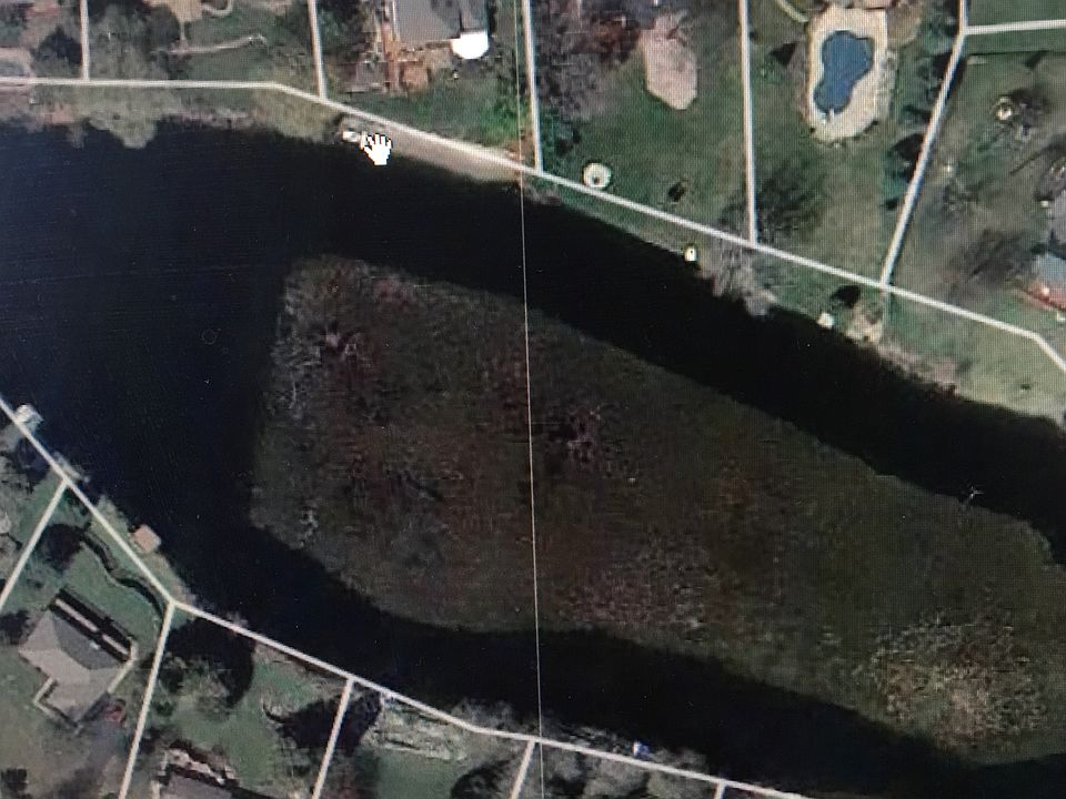2nd image of 12867 10 Mile Rd