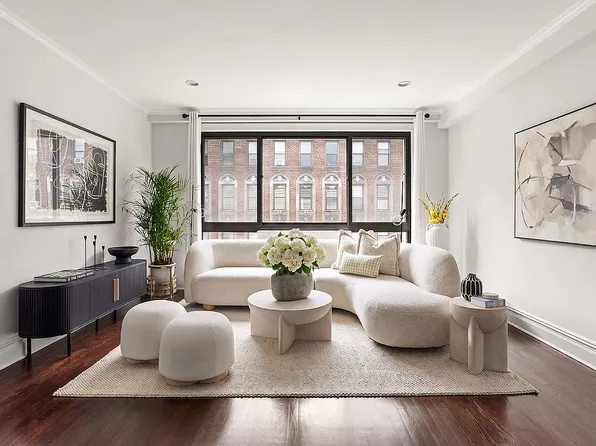 203 W 90th St #Phd, New York, NY 10024