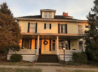 302 12th St, Fort Madison, IA 52627