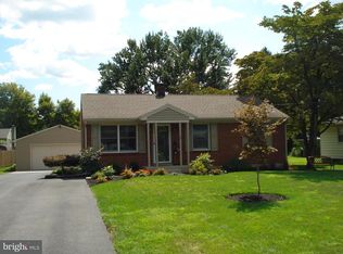 30 Greystone Rd, Carlisle, PA 17013