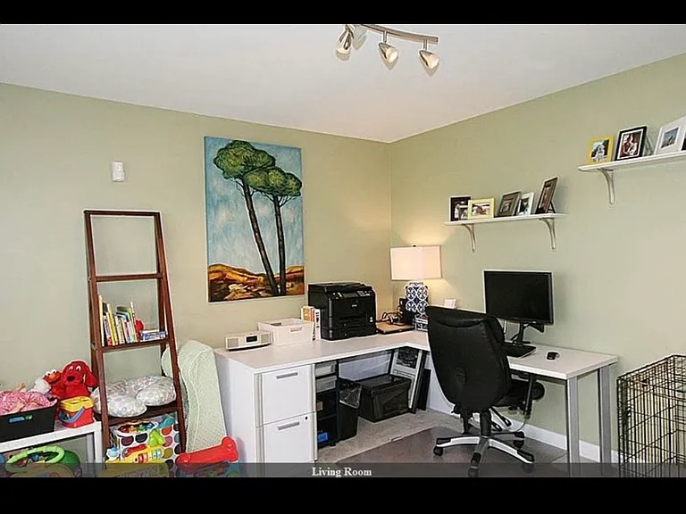943 W Forsyth Rd — Photo 13