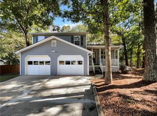 384 Russell Ridge Dr, Lawrenceville, GA 30043