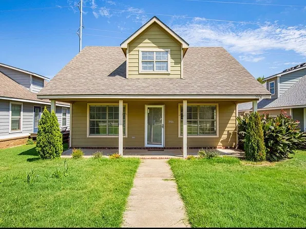 3906 SW Gibson Ave, Bentonville, AR 72712
