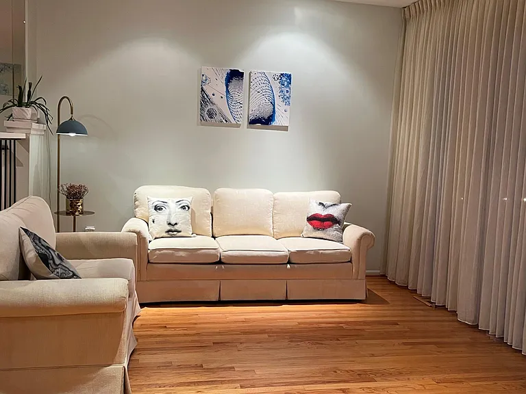 First floor: living room
