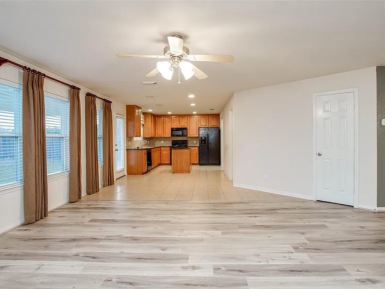 21707 Mount Elbrus Way — Photo 10