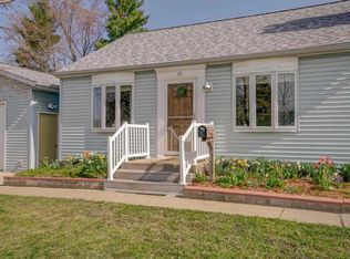 118 Maple St, Sun Prairie, WI 53590