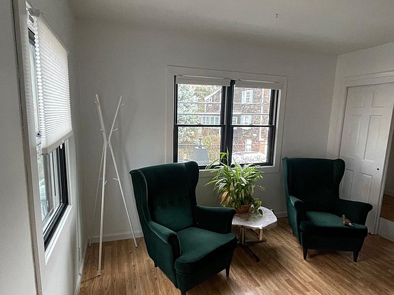 4th image of 116 E Main St #3