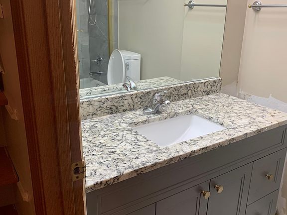5th image of 6104 Knoll Valley Dr APT 104