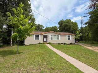 37 Sicotte Rd, Marquette, MI 49855