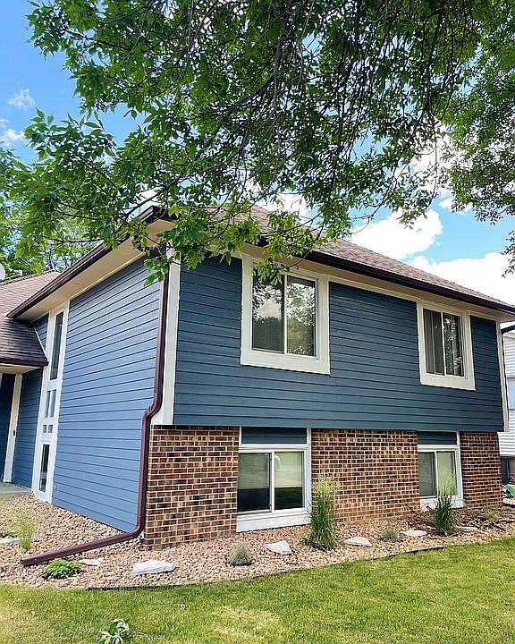 Updated exterior landscaping