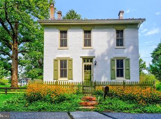 113 Race St, Boiling Springs, PA 17007